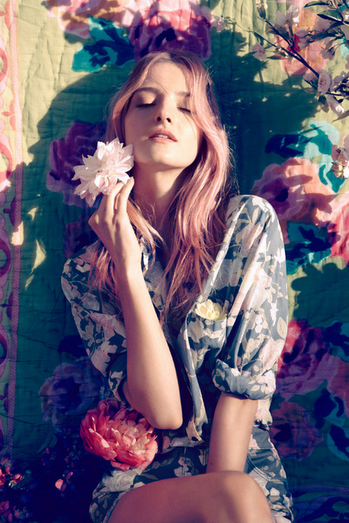 H&M loves flowers - Little Fashion Paradise