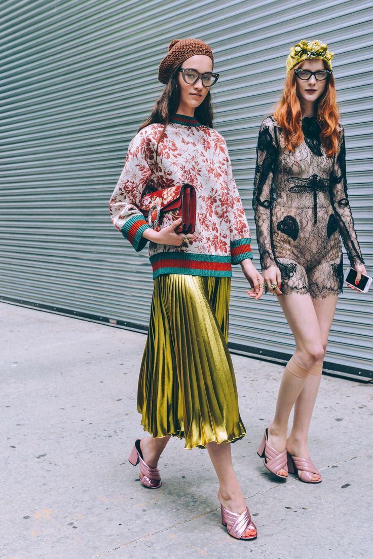 ZARA GOLD METALIC SKIRT