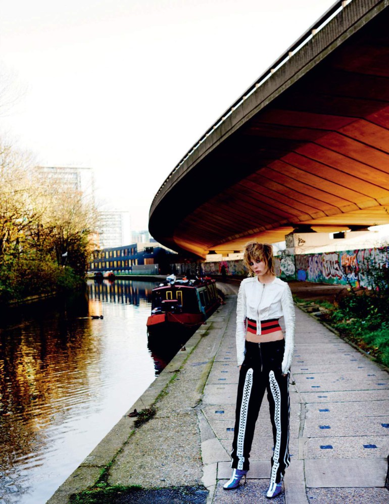 edie-campbell-olympia-campbell-by-mario-testino-for-vogue-uk-march-2016-14-1