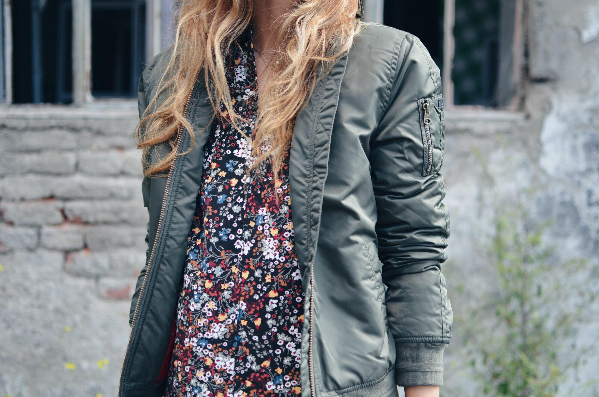 ANA BACINGERxS.OLIVER