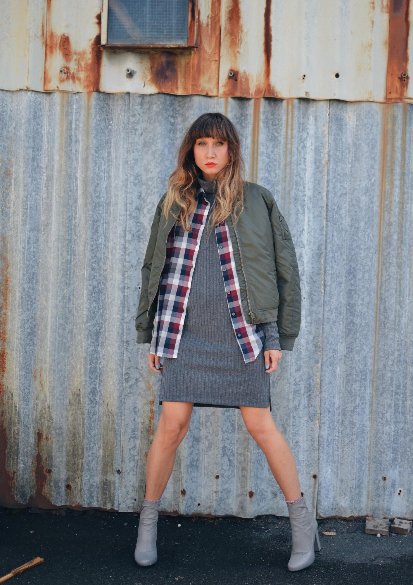 ANA BACINGERxS.OLIVER