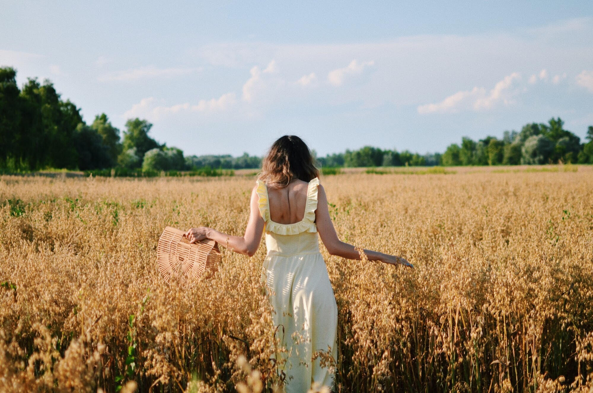 yellow H&M dress